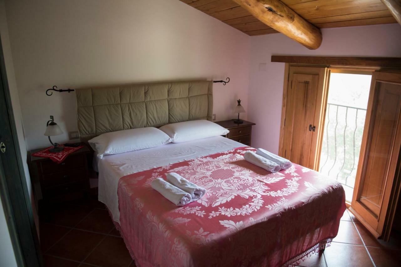 B&B Rifugio Tra Gli Ulivi Кампания Екстериор снимка