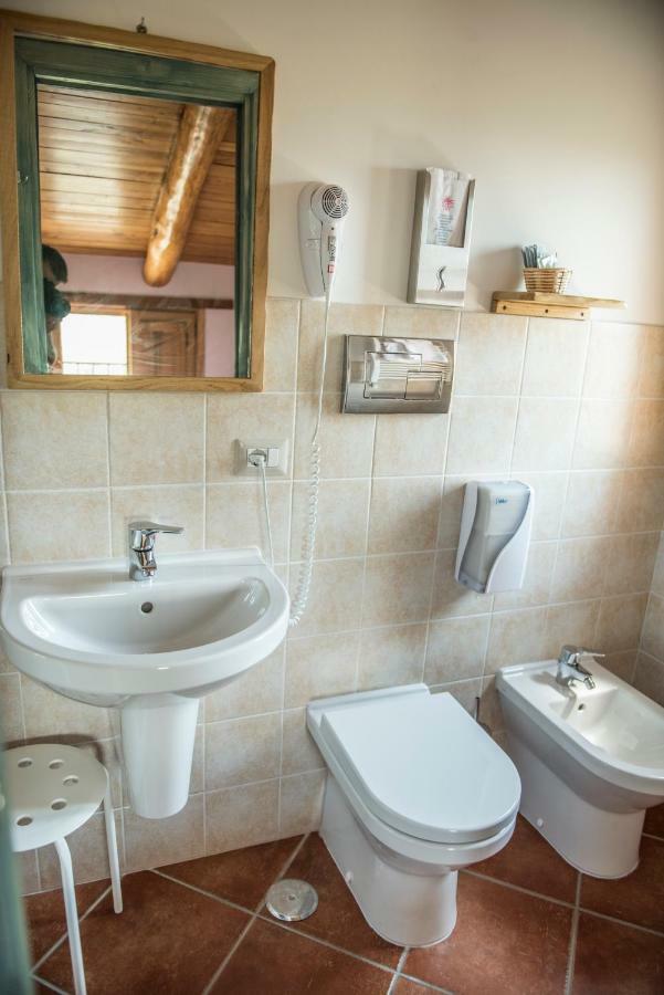 B&B Rifugio Tra Gli Ulivi Кампания Екстериор снимка