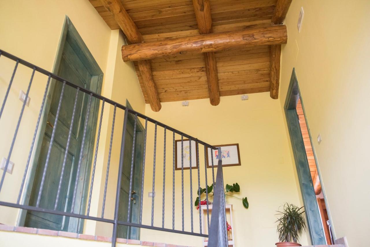 B&B Rifugio Tra Gli Ulivi Кампания Екстериор снимка
