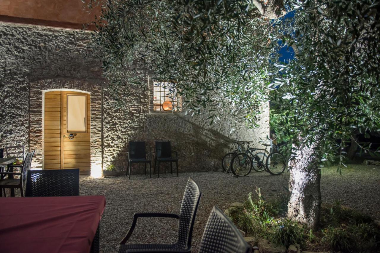 B&B Rifugio Tra Gli Ulivi Кампания Екстериор снимка